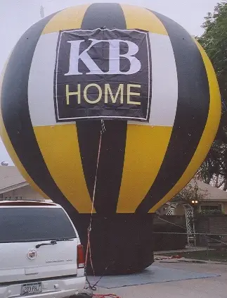 Why Big Balloon Advertising Turns Heads